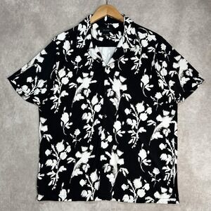 Porter and Ash Shirt Mens Large Kinetic Stretch Hawaiian Floral Black White